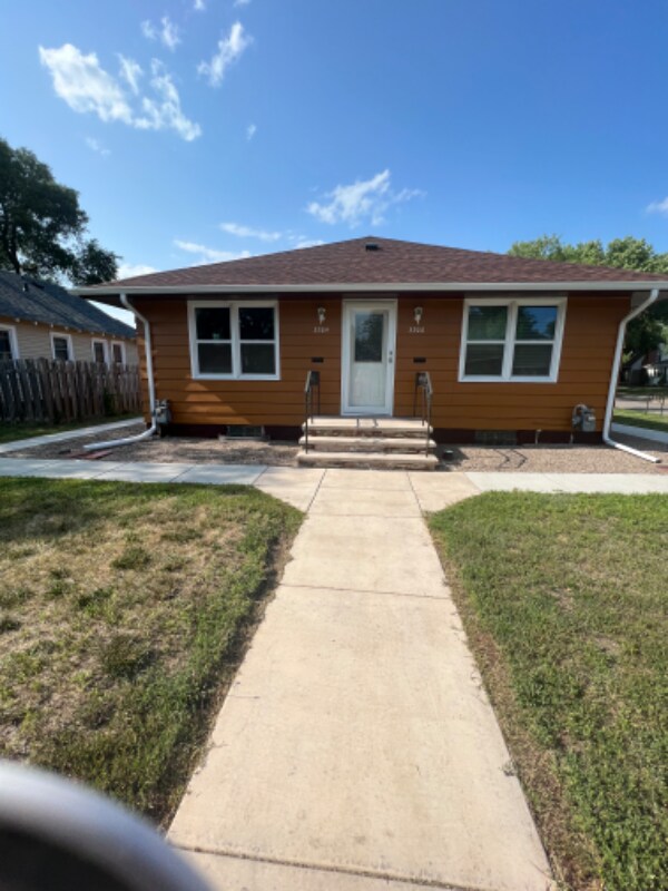 3304 43rd Ave N 3304 43rd Ave N Robbinsdale MN 55422 Apartment Finder