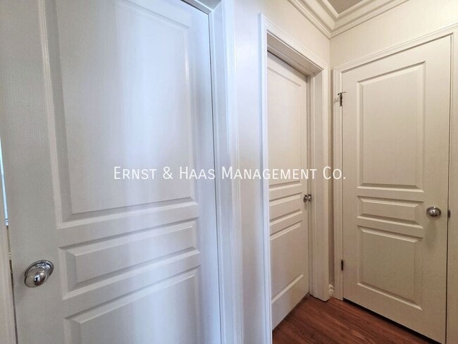 Building Photo - 5331 E The Toledo