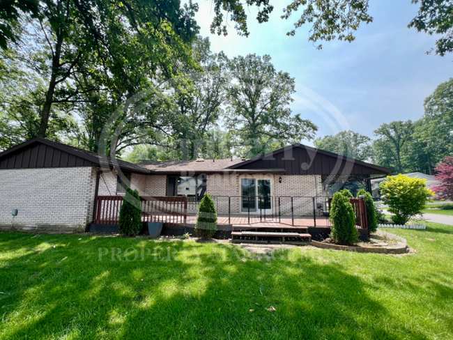 Building Photo - 1140 Ironwood Dr