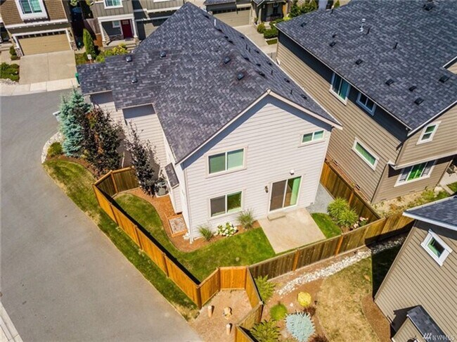 Building Photo - 4Bd/2.5Ba Lynnwood House