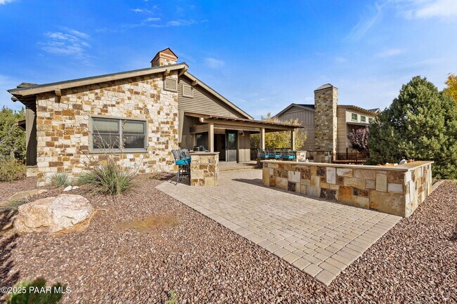 Building Photo - 14850 Jay Morrish Dr