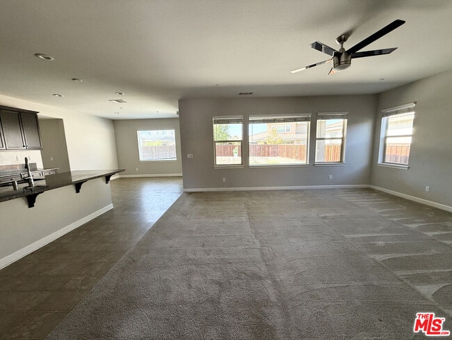 Building Photo - 27641 Trawler Ct