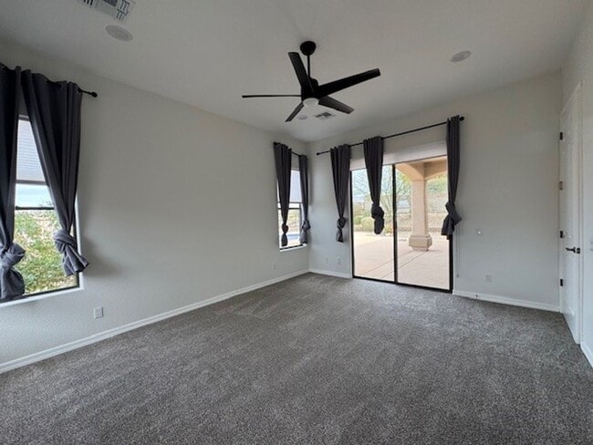 Building Photo - 3 BR on the GOLF COURSE with POOL-Laughlin Ranch Association