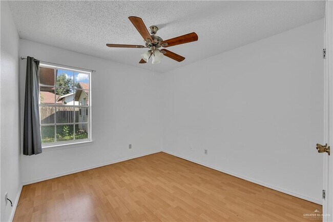 Building Photo - 29 Martin Ave