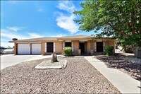 Building Photo - 4504 R J Lunn Ct