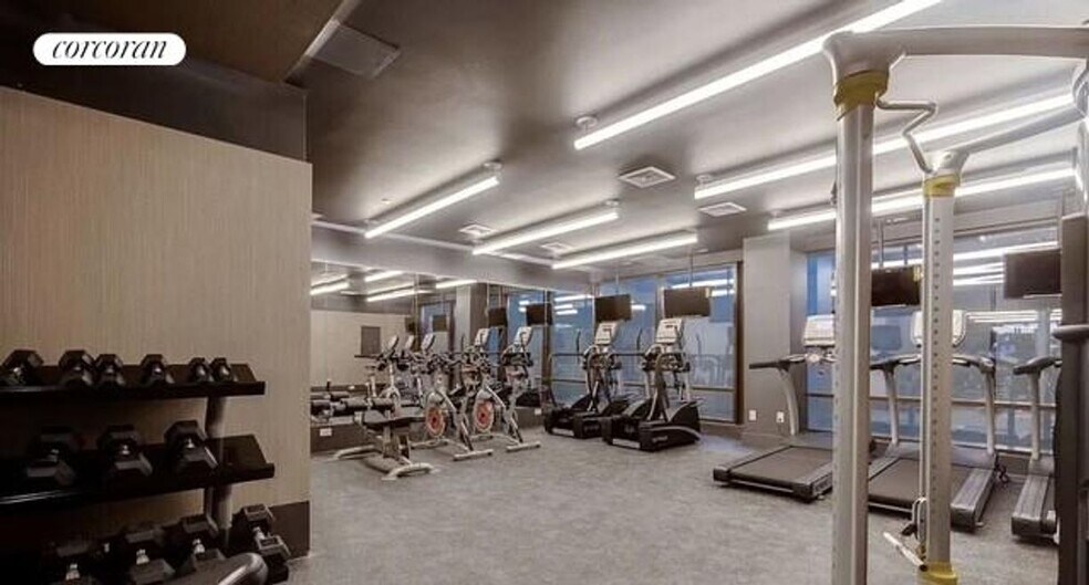 Building Photo - 595 Baltic St