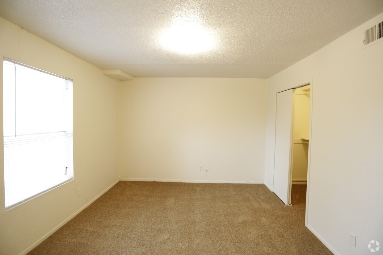 Antioch Crossing Overland Park Ks Apartment Finder