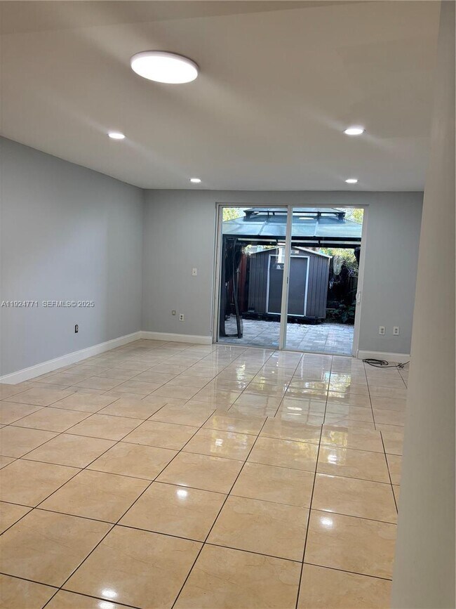 Building Photo - 600 NW 107th Ave