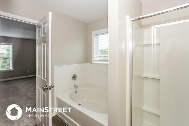 Building Photo - 693 Nannyberry Ln