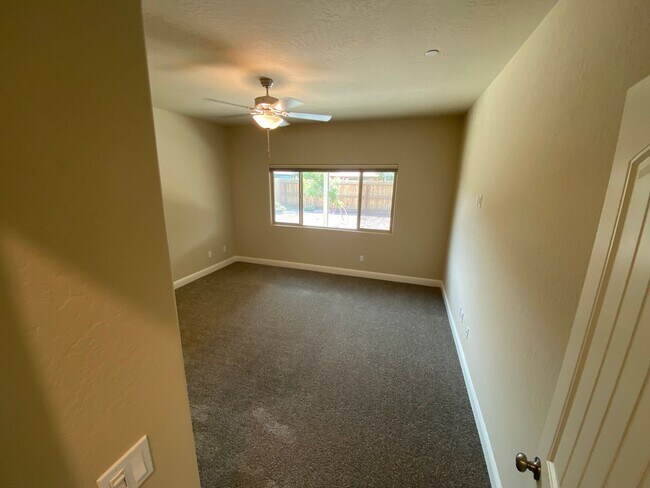 Building Photo - Lovely Newer Home with solar included.