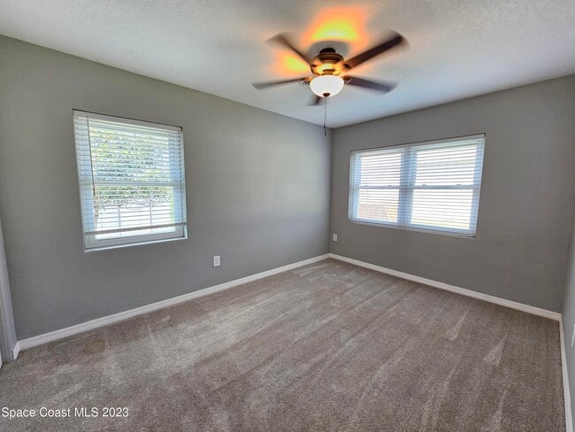 Building Photo - 6210 Edison St