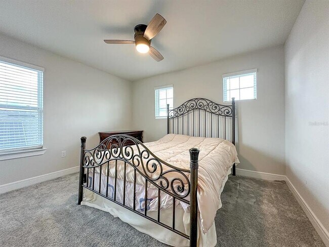 Building Photo - 4608 Gliding Wave St