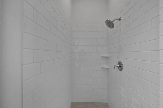 Building Photo - 17841 McClary Cardinal Dr