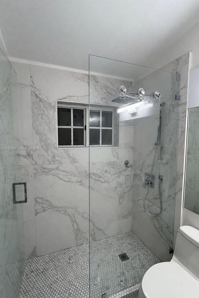 Building Photo - 500 NE 3rd St