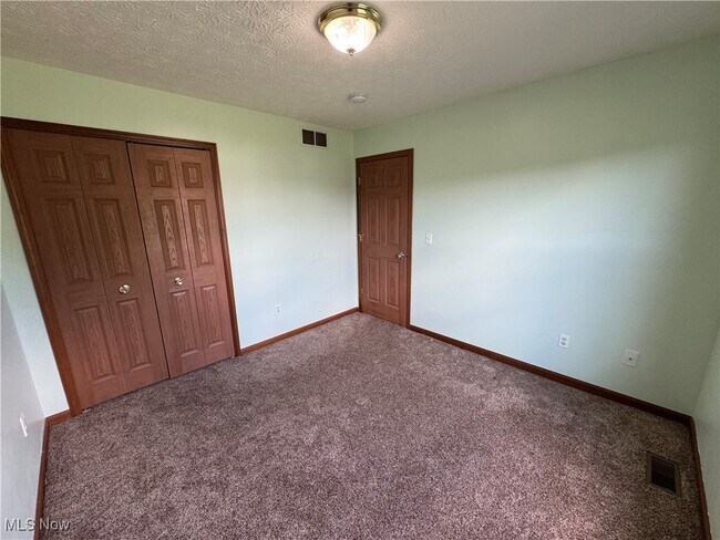 Building Photo - 38273 Pebble Lake Trail