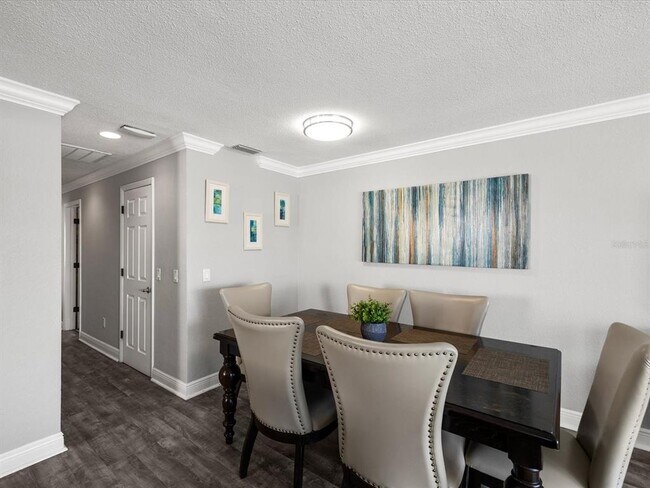 Building Photo - 185 Brightwater Dr