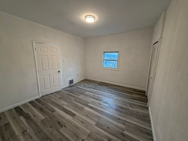 Building Photo - 3209 Juliet St