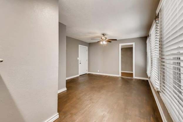Building Photo - 4208 Valentine St