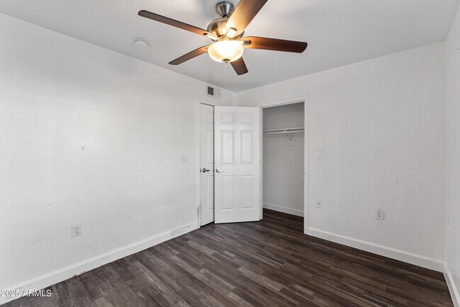 Building Photo - 3065 N 67th Ave