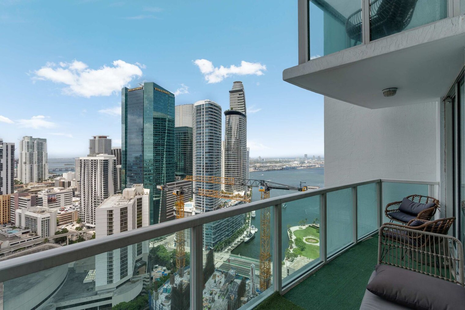 Building Photo - 41 SE 5th St