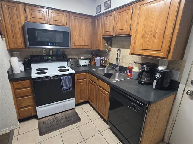 Building Photo - 13219 Emily Rd