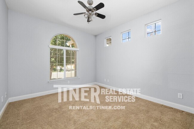 Building Photo - 12236 Habitat Way