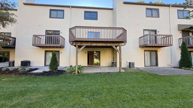 Building Photo - 5245 Wood Run Blvd