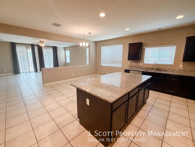 Building Photo - 9411 W Oregon Ave