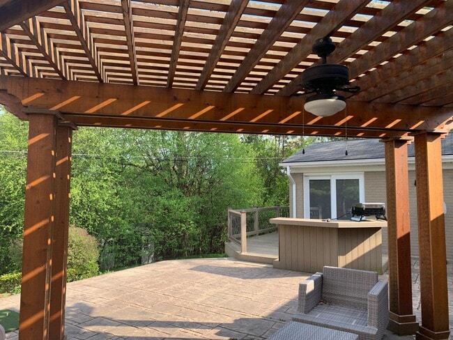Building Photo - 3275 Chickering Ln