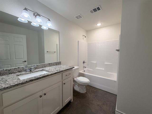 Building Photo - 1050 E Burnett St