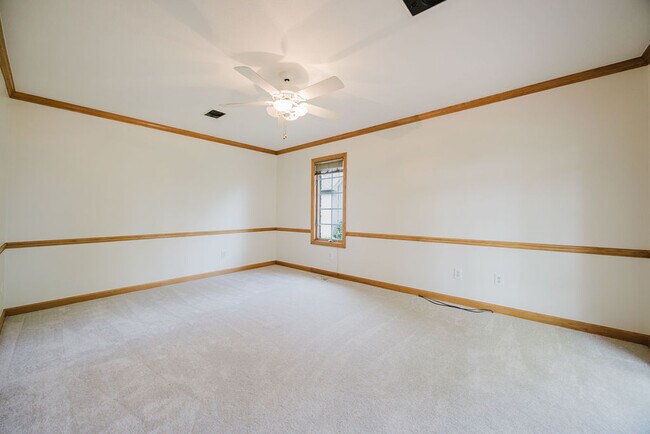 Building Photo - 4658 Lombardo St