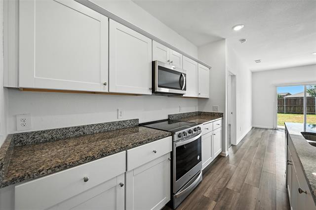 Building Photo - 1637 Escondido Dr