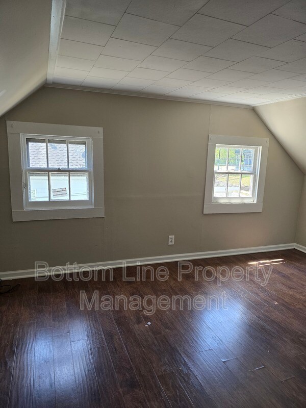 Building Photo - 184 Cabarrus Ave E