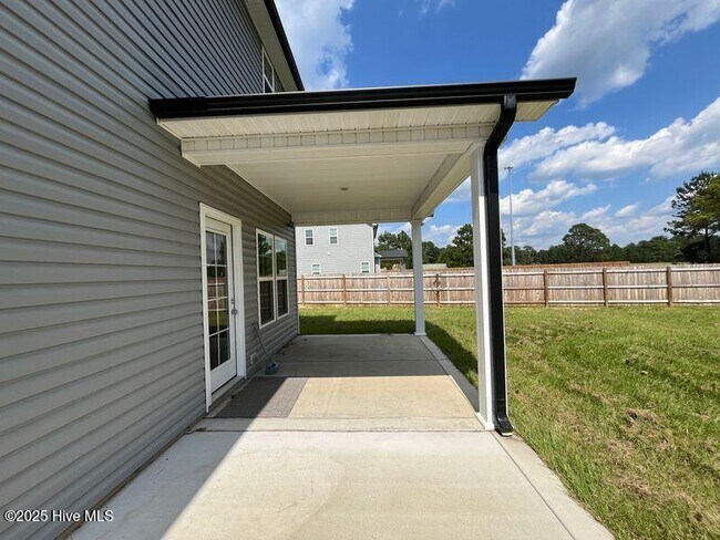 Building Photo - 1295 Reservation Rd