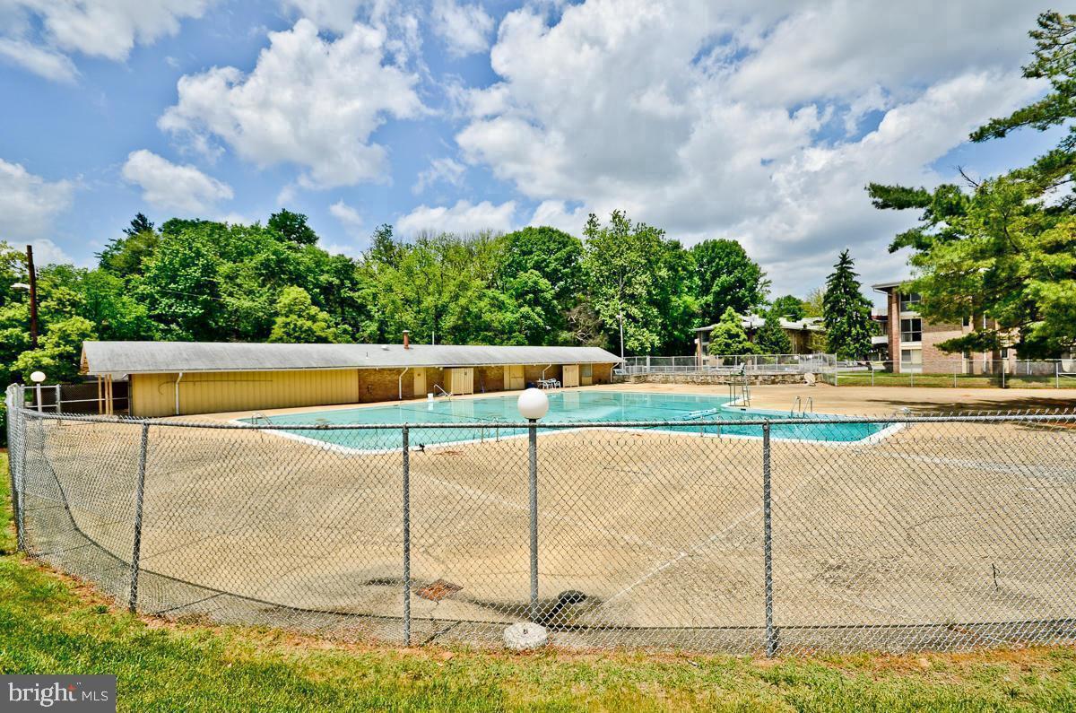 Building Photo - 519 Wilson Bridge Dr