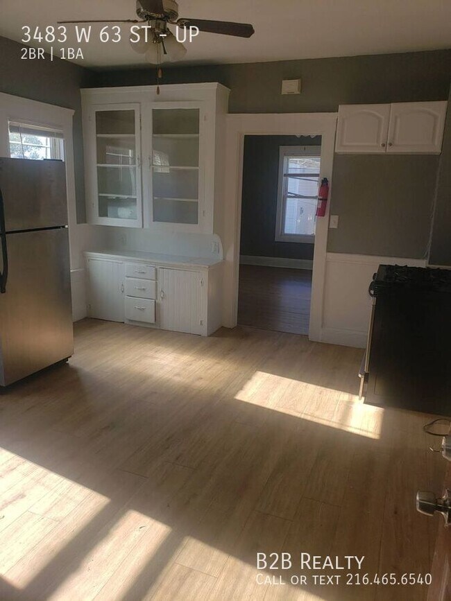 Building Photo - 3483 W 63rd St