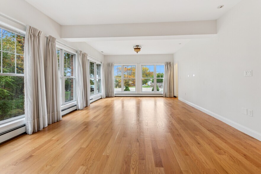 Building Photo - 9 Bagnall Ave