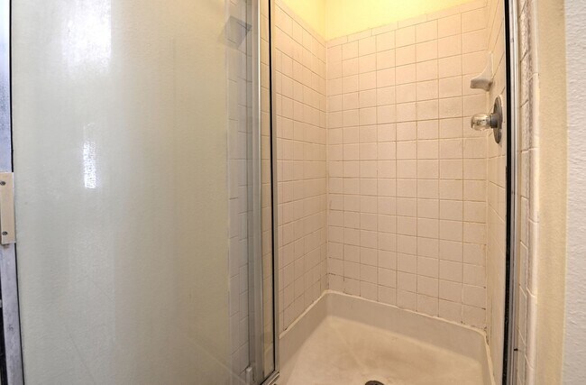 Building Photo - TWO STORY  |  4 BEDROOM  |  2.5 BATH  |  2135ft  |  GREAT SCHOOLS