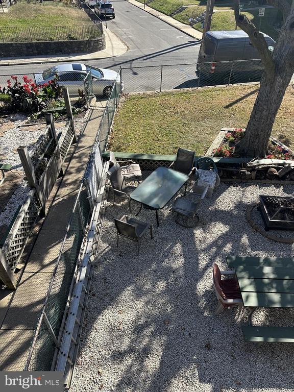 Building Photo - 7297 Guilford Rd