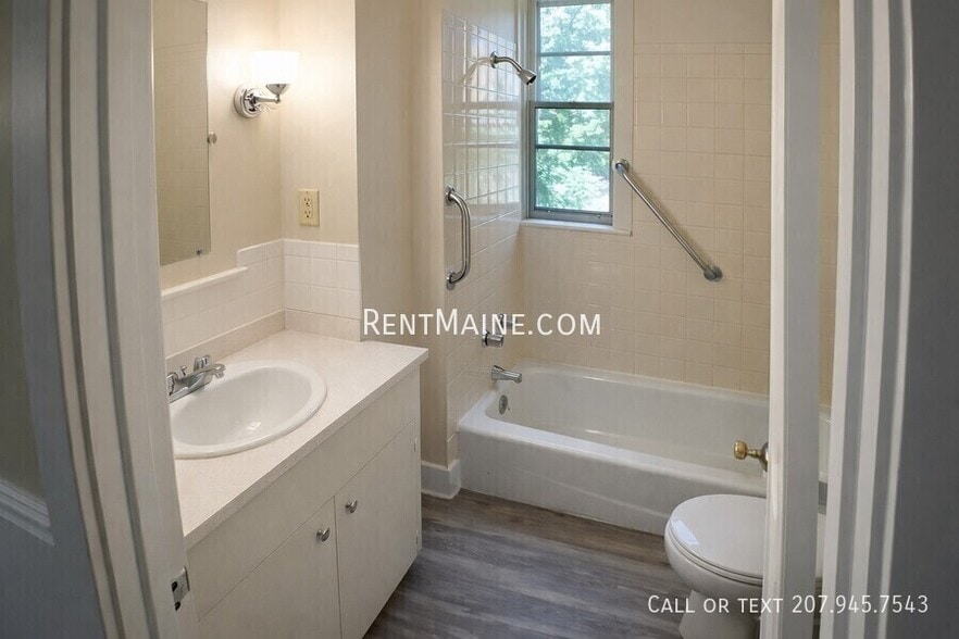 Building Photo - 113-115 Jackson St. Unit