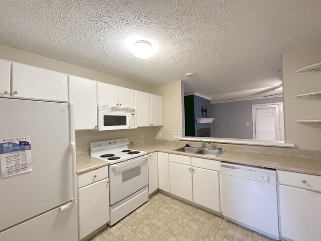 Building Photo - 410 Bubble Creek Ct