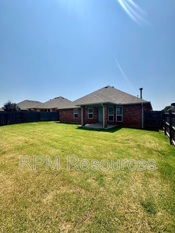 Building Photo - 6705 NW 159th St