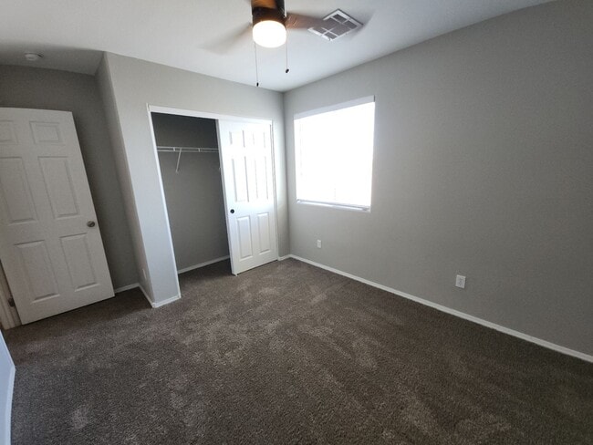Building Photo - 8253 W Wildwood Glen Dr