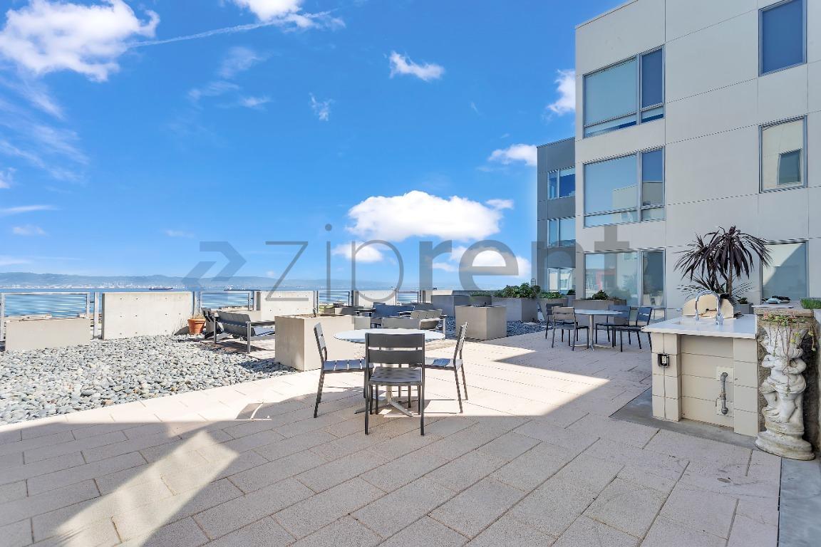 Building Photo - 52 Innes Ct