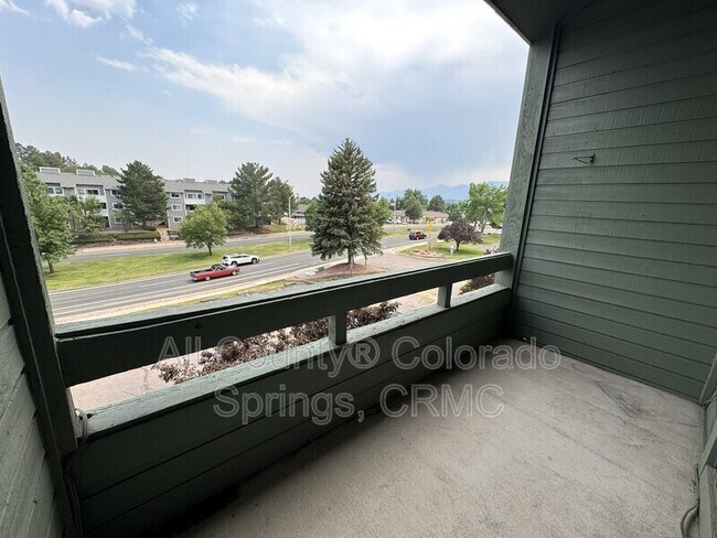 Building Photo - 120 W Rockrimmon Blvd