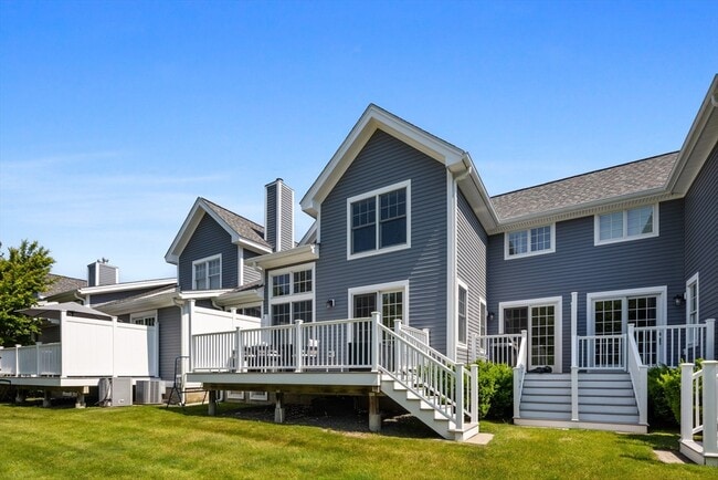 Building Photo - 9 Country Club Ln
