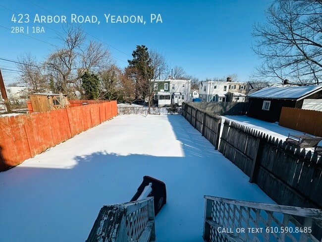 Building Photo - 423 Arbor Rd