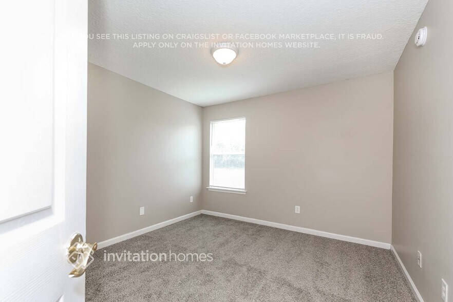 Building Photo - 11121 Apple Blossom Trail W