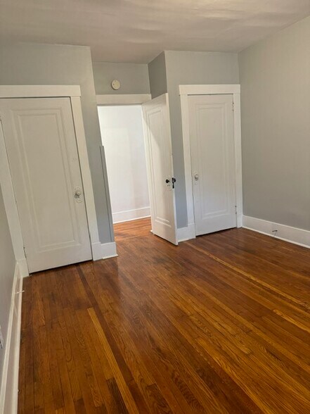 two closet in the middle bedroom - 1411 Beechview Ave