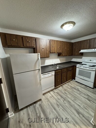 Building Photo - 71 Montvale Ave